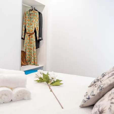 Expoholidays- Rueda Lopez Con Parking Gratis 3a Apartament Almería